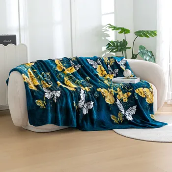 deka Mikroplyšová deka ZLATÝ A BÍLÝ MOTÝL, tmavě zelená Rozměr: 160 x 200 cm