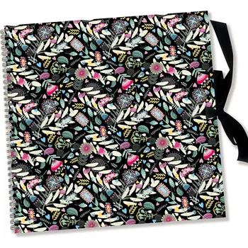 Skicák - letní louka na černé