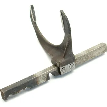 Tažné zařízení Zetor 4011-2023 Vidlice redukce přesouvací