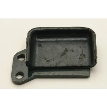 Tažné zařízení Lůžko pružné pravé 84013630