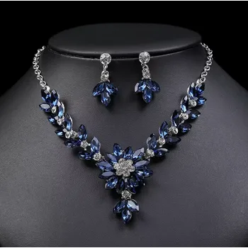 Souprava šperků B-TOP Postříbřená 2- dílná souprava s krystalovými květy Druh barvy: Modrá