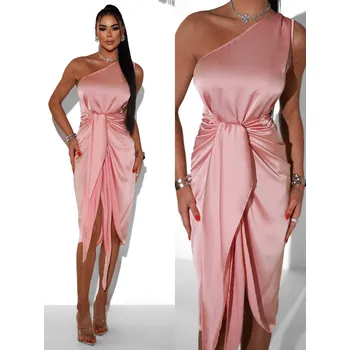 Dámské šaty Světle růžové saténové šaty LIBIOSI na jedno rameno Velikost: ONESIZE