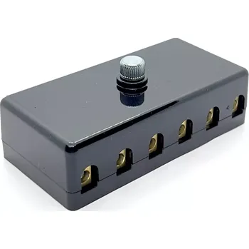 Autopojistky Pojistková skříňka na 6 pojistek Hella Pojistková skříňka na 6 pojistek Hella