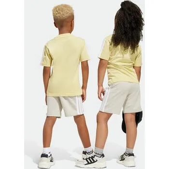 Dámské kraťasy adidas Sportovní kraťasy Essentials JN8000 Béžová Regular Fit 6_7Y