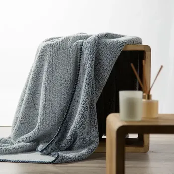 deka Kvalitní deka se strukturou beránka - modrá Šířka: 200 cm | Délka: 220 cm