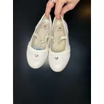 Baleríny bílé, srdíčko Velikosti: 32