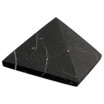 Šungitová pyramida 6 cm neleštěná (Šungit, Karélie)