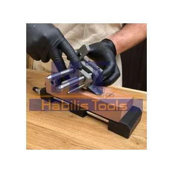 Dláto Profi polohovací přípravek na ostření dlát a želízek hoblíků šíře 6-66 mm