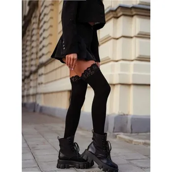 Dámské ponožky DOVOZ EU Dámské bavlněné nadkolenky se širokou krajkou černé Velikost: 37/41