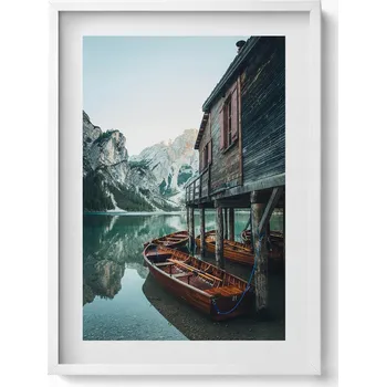 Obraz Obraz s rámem a grafikou na zeď Horská chata u jezera a loď 50x70 cm