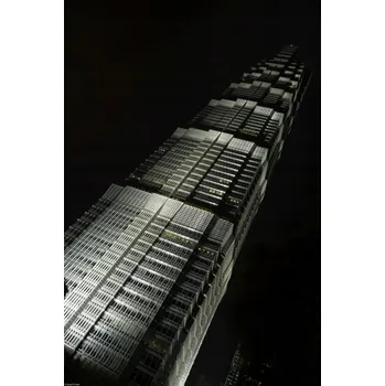 Obraz Plakát Mrakodrap Jinmao v noci v Šanghaji bez rámu 30 x 45 cm