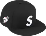 Supreme Screw Ball S Logo New Era® / Black Barva: Černá, Velikost: 7 1/8 - 56,8 cm