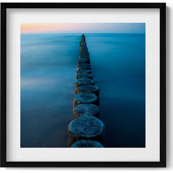 Obraz Obraz v rámu na zeď do obýváku Dřevěné kůly v moři 50x50 cm