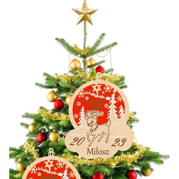 Vánoční dekorace DŘEVĚNÁ VÁNOČNÍ KOULE SE JMÉNEM NA VÁNOČNÍ STROMEK SVÁTEČNÍ DÁREK UPOMÍNKA