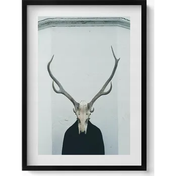 Obraz Dekorace, obraz s grafikou v krásném rámu Muž s lebkou jelena 50x70 cm