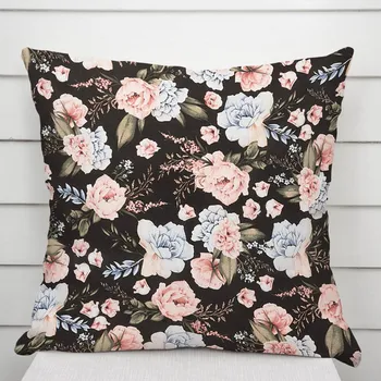 Povlak na dekorativní polštářek Bavlněný povlak na polštář Sandra SA-449 Modro-růžové květiny na černém 35 x 45 cm