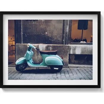 Obraz Obraz v černém rámu nástěnná dekorace Skútr v Palma de Mallorca 80x60 cm