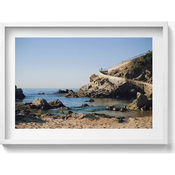 Obraz Nástěnný dekorativní foto obraz v bílém rámu Pláž na Costa Brava 70x50 cm