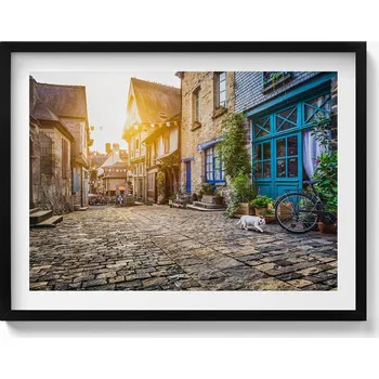 Obraz Nástěnný obraz v černém rámu s grafikou Ulice starého městečka 80x60 cm