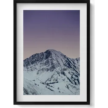 Obraz Stylový obraz v černém rámu Zasněžený horský vrchol za soumraku 50x70 cm