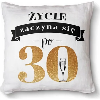Polštář Pohodlný dekorativní polštář s potiskem 40x40 cm - Život začíná po 30