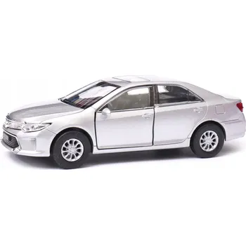 autíčko Toyota Camry 2016 1:34 - 39 model WELLY stříbrná