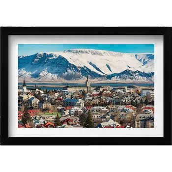 Obraz Ozdobný nástěnný obraz v černém rámu Pohled na Reykjavík Island 30x20 cm