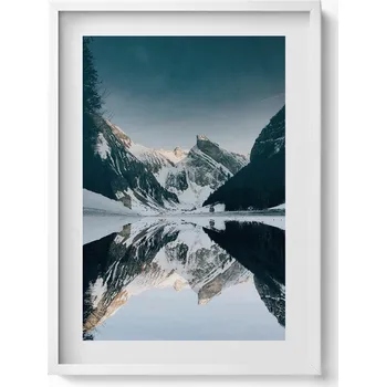 Obraz Dekorativní nástěnný obraz v bílém rámu Výhled na horské jezero v zimě 50x70 cm