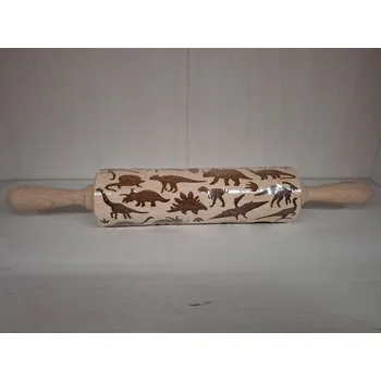 Váleček na těsto Dřevotéka - Dřevěný gravírovaný váleček DINO Dřevěný gravírovaný váleček DINO