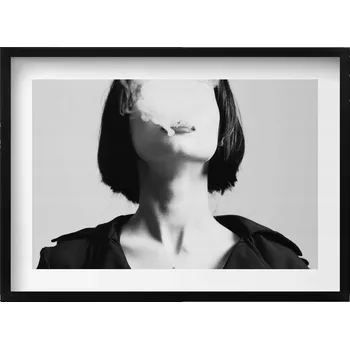 Obraz Obraz v černém rámu do obýváku Tajemný portrét kouřící ženy 70x50 cm