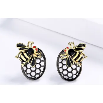 Náušnice B-TOP Černé puzetové náušnice Včelka