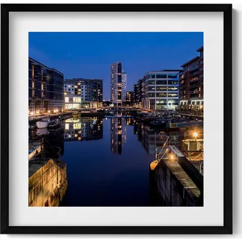 Obraz Dekorativní nástěnný obraz v černém rámu Město Leeds v noci, 50x50 cm