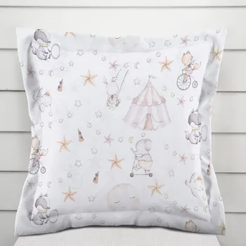 Povlak na polštářek Dětský bavlněný povlak na polštář s lemem Sandra SA-371 Růžový cirkus se zvířátky 30 x 50 cm