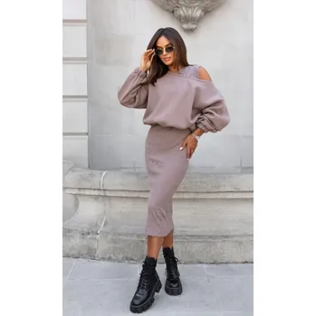 Dámské šaty La Balancia Dámské módní šaty a mikia 24144 barva: malinová