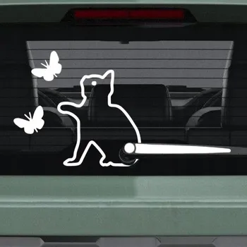 Samolepicí dekorace na vozidlo SAMOLEPKA na zadní okno stěrače KOČKA S MOTÝLY S POHYBLIVÝM OCÁSKEM 25x27