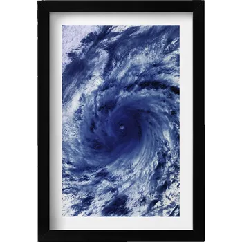 Obraz Nástěnný obraz v černém rámu Fotografie NASA - vír mraků z vesmíru 20x30 cm