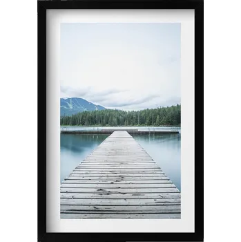 Obraz Moderní nástěnná dekorace Dřevěné molo na jezeře v horách 40x60 cm