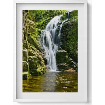 Obraz Nástěnný obraz v bílém rámu s grafikou Zelený vodopád v džungli 50x70 cm