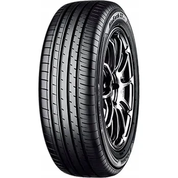 Letní osobní pneu Letní pneumatika Yokohama BluEarth-XT AE61 215/65 R17 99 V