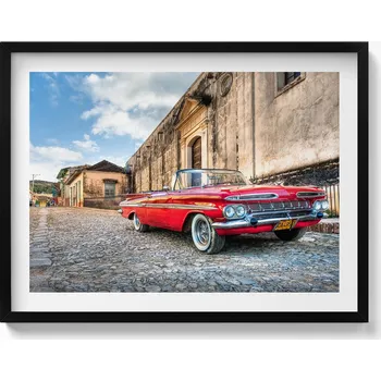 Obraz Rámeček s obrazem Červené staré auto v kolumbijské čtvrti 80x60 cm