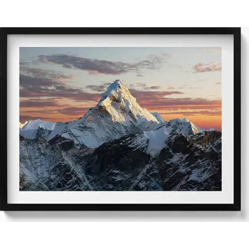 Obraz Obraz v černém rámu dekorace na zeď Zasněžený horský štít 80x60 cm