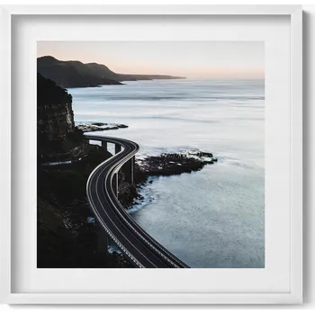 Obraz Dekorativní obraz v rámu do obýváku Pobřežní cesta z ptačí perspektivy 50x50 cm