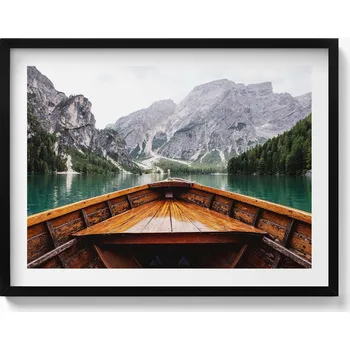 Obraz Obraz v černém rámu nástěnná dekorace Loďka na horském jezeře 80x60 cm