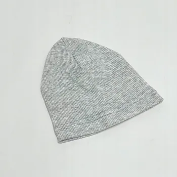 Doplněk pro panenku Šedá tepláková čepice pro panenku Baby Born 43 cm