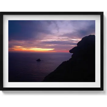 Obraz Nástěnný dekorativní obraz v černém rámu s grafikou Kamenná hlava 80x60 cm