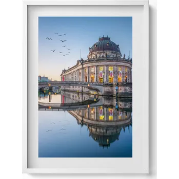 Obraz Ozdobný nástěnný obraz v rámu s grafikou Muzea Bode v Berlíně 50x70 cm