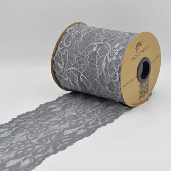 Šedá široká krajka (E) (Krajka 15cm)