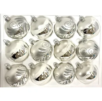 Vánoční ozdoba Irisa Zimní krása – Sada stříbrných vánočních koulí 7 cm s jemným třpytivým vzorem – sada 12 ks Velikost: 7 cm, Balení: 12ks, Barva: stříbrná