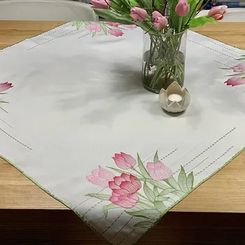 ubrus BYTEMA Vyšívaný ubrus a šál RŮŽOVÉ TULIPÁNY 85 x 85 cm