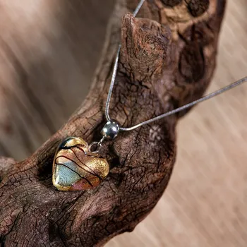 Náhrdelník Lampglas Náhrdelník Glamorous Love s 24karátovým zlatem v perle Lampglas materiál závěsu a řetízku: chirurgická ocel - 44 cm + 4 cm prodlužovací řetízek